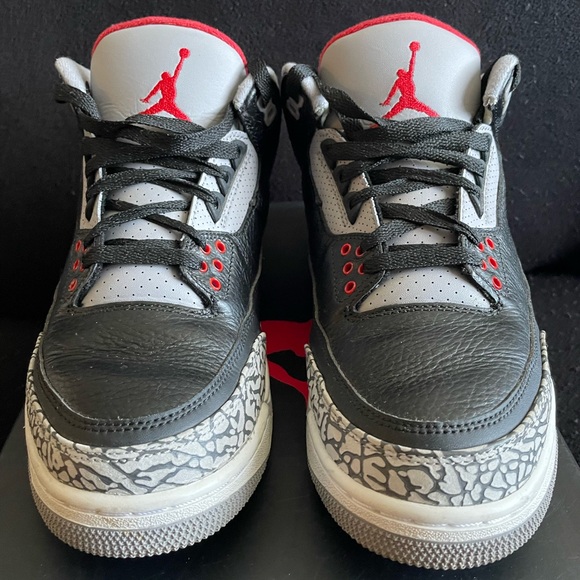 Jordan 3 Black Cement Size 8.5M